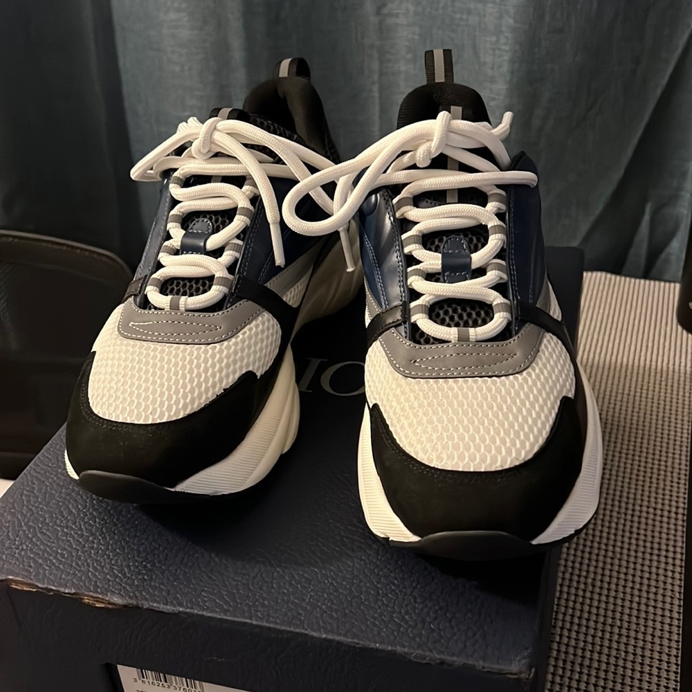 Dior b22 sneakers men blue, black and white color size 41, new, authentic
